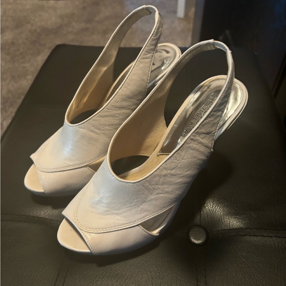 Michael Kors cream colored soft leather 4 1/2 inch heel slip on. - Picture 4 of 7